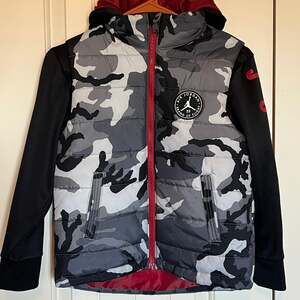Jordan Boys Gray Camo 2-Fer Hooded Puffer Layered Vest Jacket